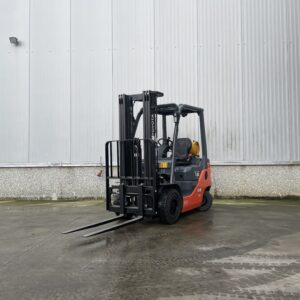 Toyota 8fgf18 lpg heftruck